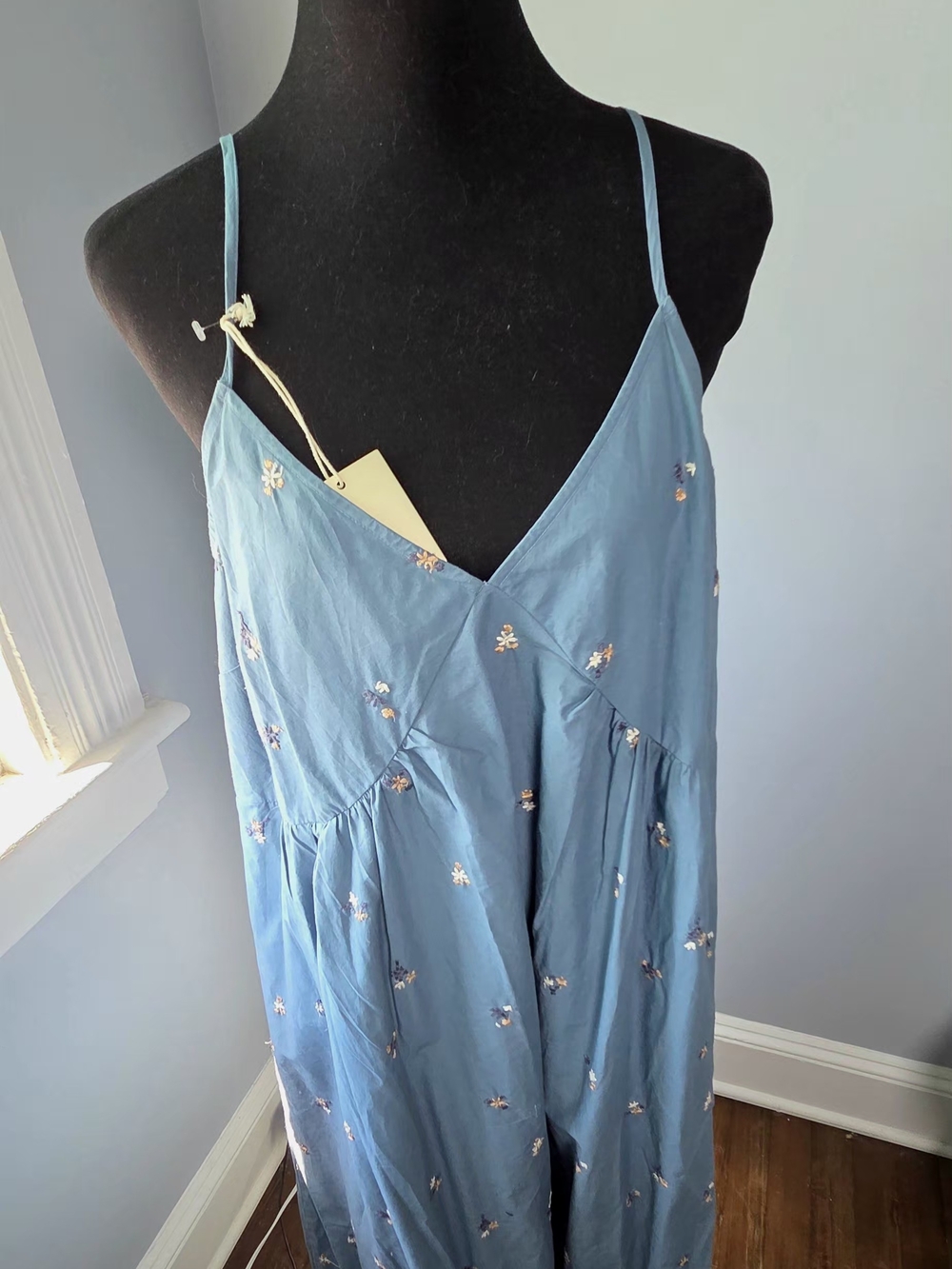 Universal Thread Blue Floral Maxi Dress
